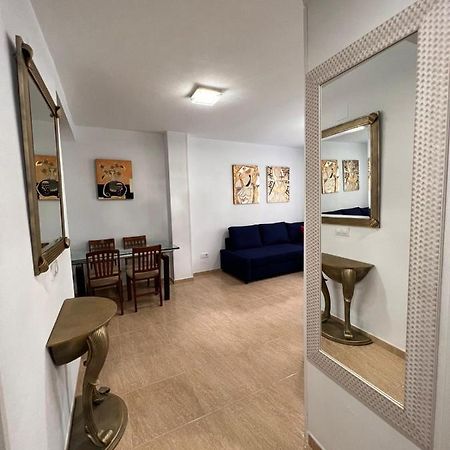 Torremolinos Centro - Beautiful , Newly Renovated 2 Bedroom Apartment Eksteriør billede