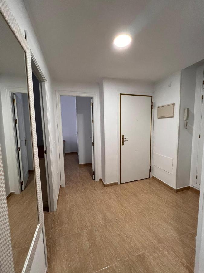 Torremolinos Centro - Beautiful , Newly Renovated 2 Bedroom Apartment Eksteriør billede
