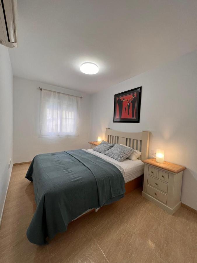 Torremolinos Centro - Beautiful , Newly Renovated 2 Bedroom Apartment Eksteriør billede