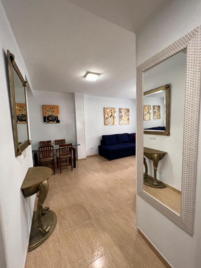 Torremolinos Centro - Beautiful , Newly Renovated 2 Bedroom Apartment Eksteriør billede