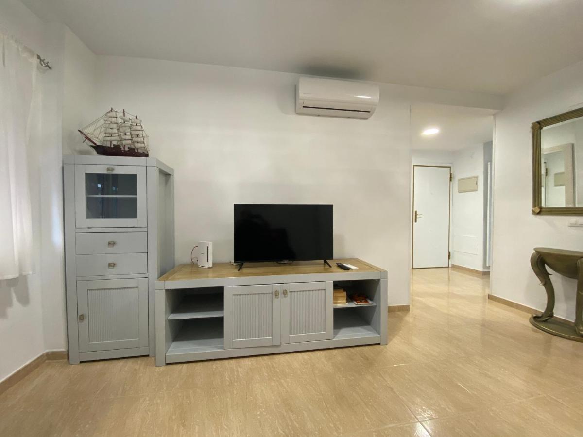 Torremolinos Centro - Beautiful , Newly Renovated 2 Bedroom Apartment Eksteriør billede
